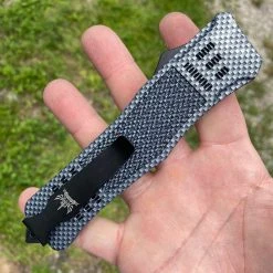 Blade City Carbon Fiber Slasher Tanto OTF