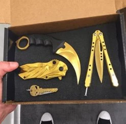 Blade City All Knives Mystery Box Upgraded (Random Color)